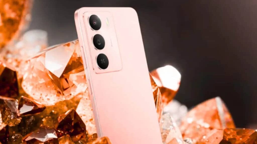 लॉन्च डेट कंफर्म, 7 मार्च को इंडिया में लॉन्च होगा Realme C83 5G स्मार्टफोन, मिलेगी 7000mAh की दमदार बैटरी 3 Realme C83 5G