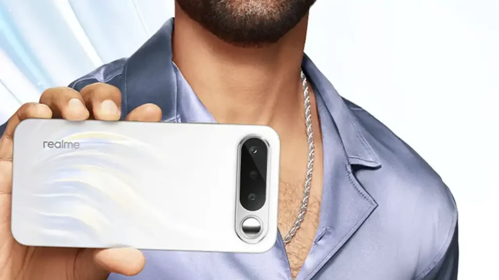 Realme ला रहा Selfie Mirror वाला नया Realme 16 5G स्मार्टफोन, फ्लिपकार्ट पर हुआ लिस्ट, मिलेगी 7000mAh बैटरी 2 Realme 16 5G
