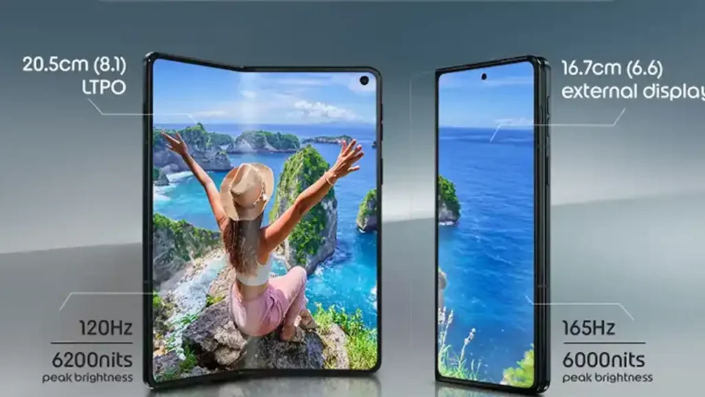 6000mAh बैटरी, AI फीचर्स और 50MP कैमरे के साथ लॉन्च हुआ Motorola का पहला फोल्डेबल स्माटफोन Motorola Razr Fold 2 Motorola Razr Fold