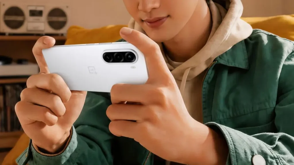 12GB RAM, 7000mAh बैटरी, 50MP कैमरा और LCD डिस्प्ले के साथ लॉन्च हुआ नया 5G स्मार्टफोन OnePlus Turbo 6X 3 OnePlus Turbo 6X